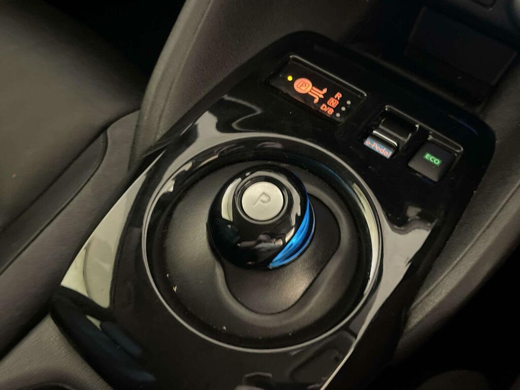 Nissan Leaf Acenta Grey #23