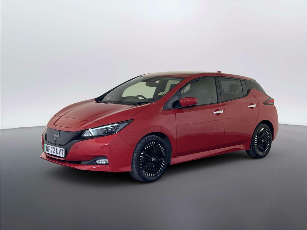 Nissan Leaf 39Kwh Tekna Hatchback 150 Ps Red #4