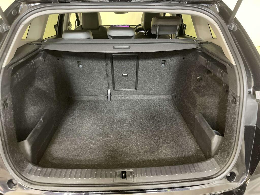 Skoda ENYAQ Suv Black #13