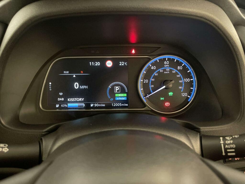Nissan Leaf Leaf Tekna White #17