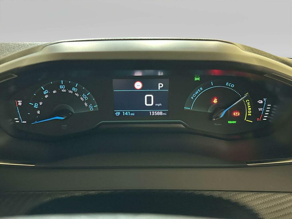 Peugeot e-208 E-style Red #16