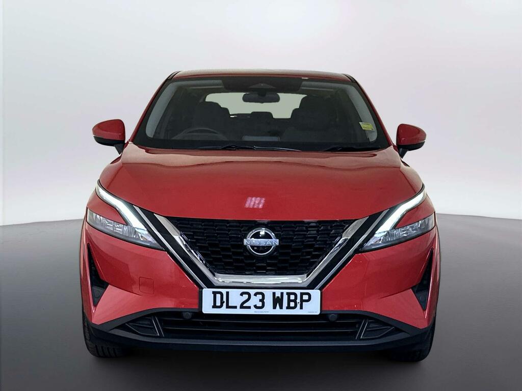 Nissan Qashqai 1.3 Dig-t Mhev Acenta Premium Suv Hybri Red #3