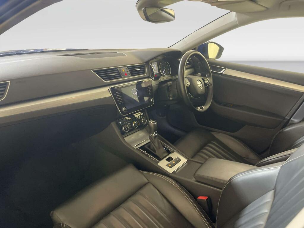 Skoda Superb Se Technology Blue #10