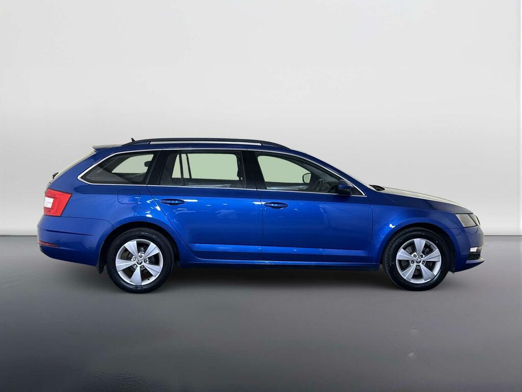 Skoda Octavia 1.0 Tsi Se White #9