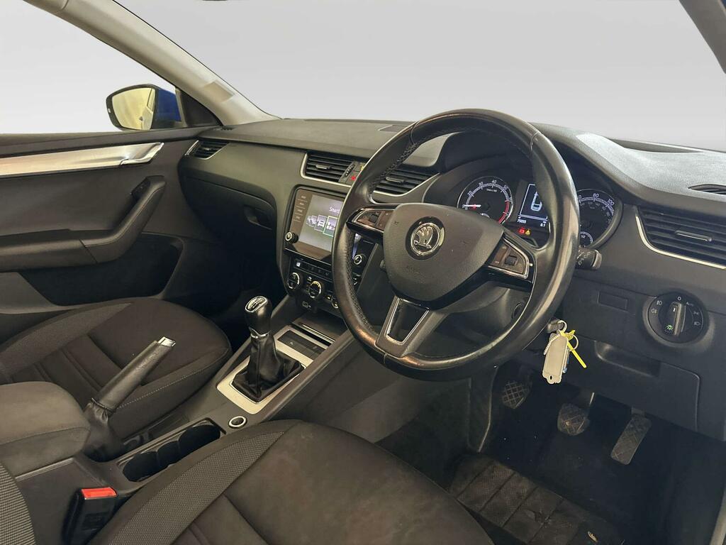 Skoda Octavia 1.0 Tsi Se White #15