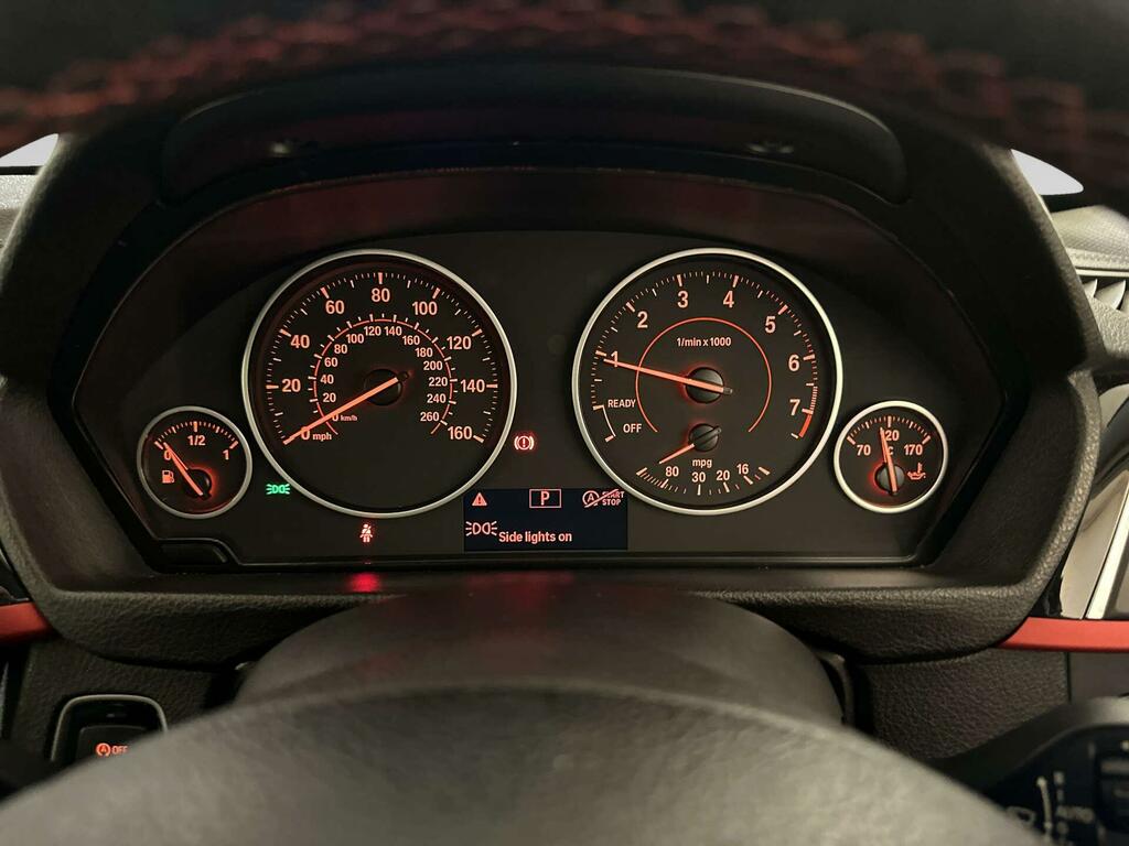 BMW 3 Series Saloon White #16