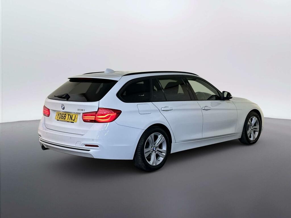 BMW 3 Series Saloon White #8