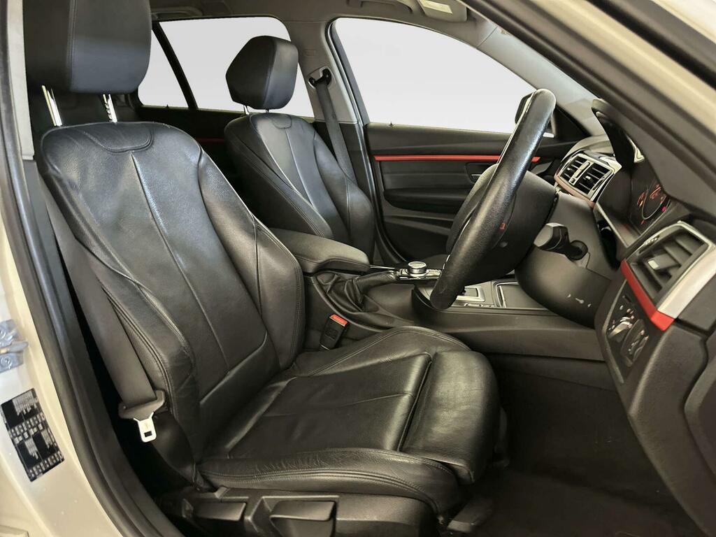 BMW 3 Series Saloon White #11