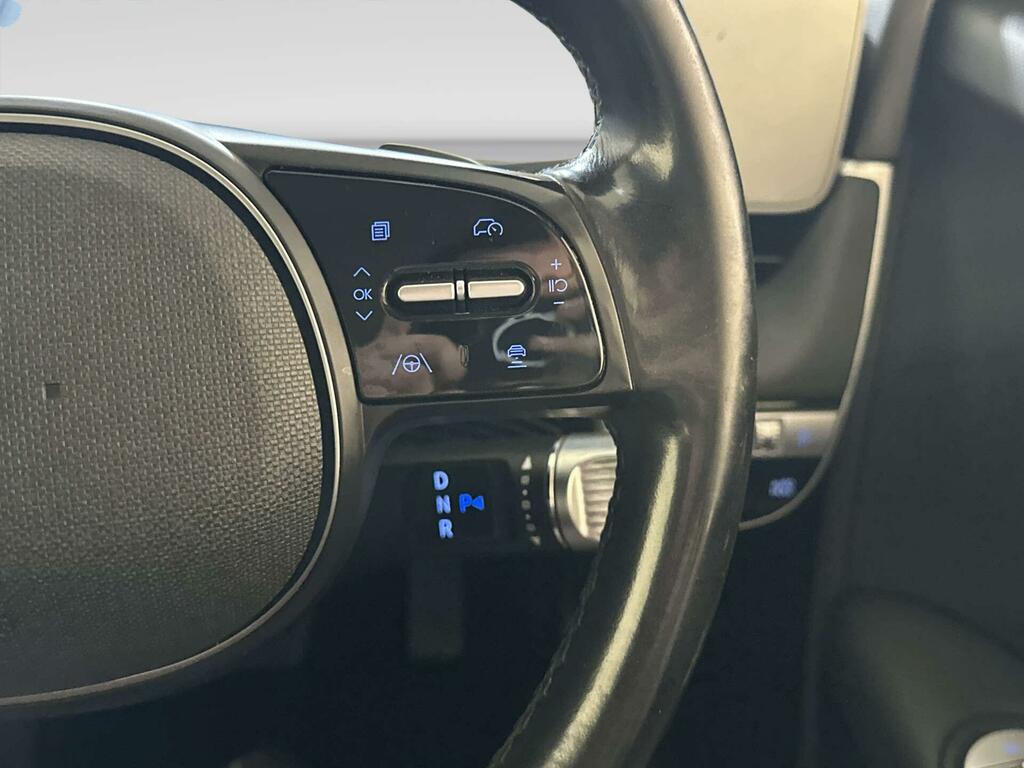 Hyundai Ioniq 5 Hatchback White #17