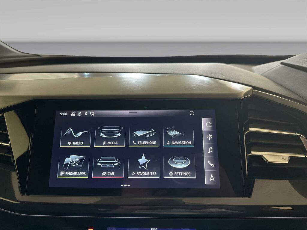 Audi Q4 E Tron Q4 Sportback Launch Edition 40 E-tron 150,00 Kw Grey #20