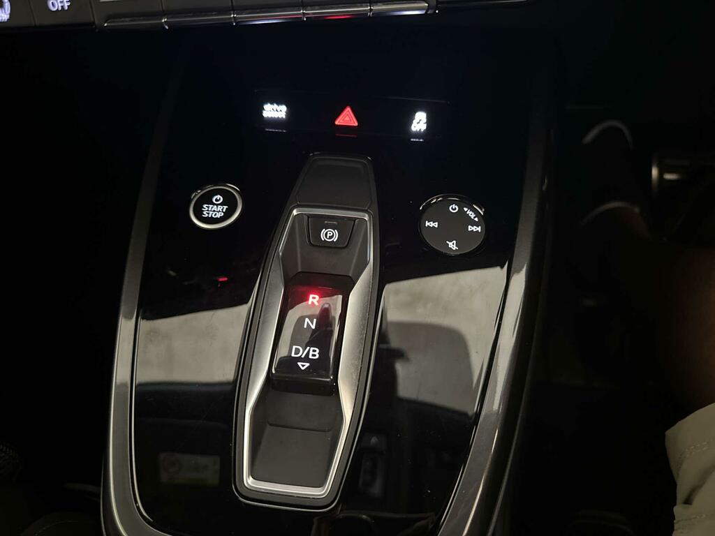 Audi Q4 E Tron Q4 Sportback Launch Edition 40 E-tron 150,00 Kw Grey #24