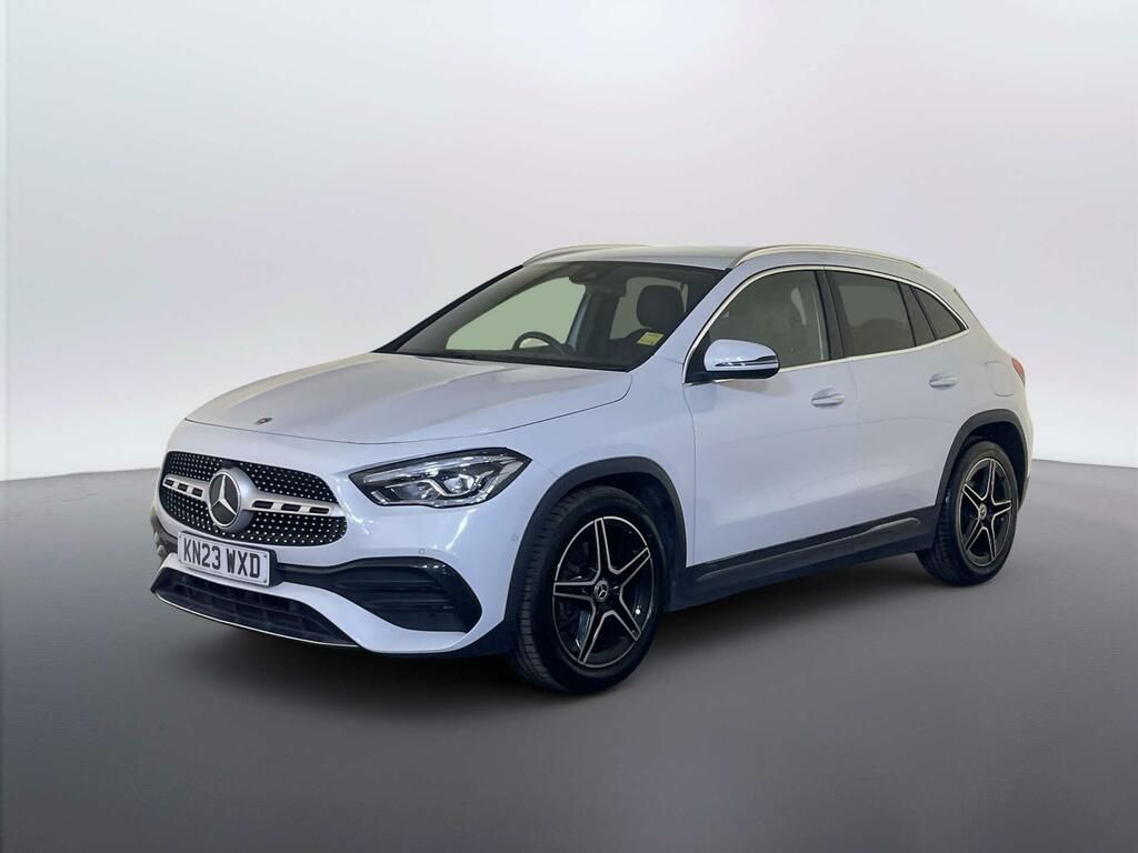 Mercedes-Benz GLA Class 1.3 Gla200 Amg Line Premium Suv 7G-dc White #4
