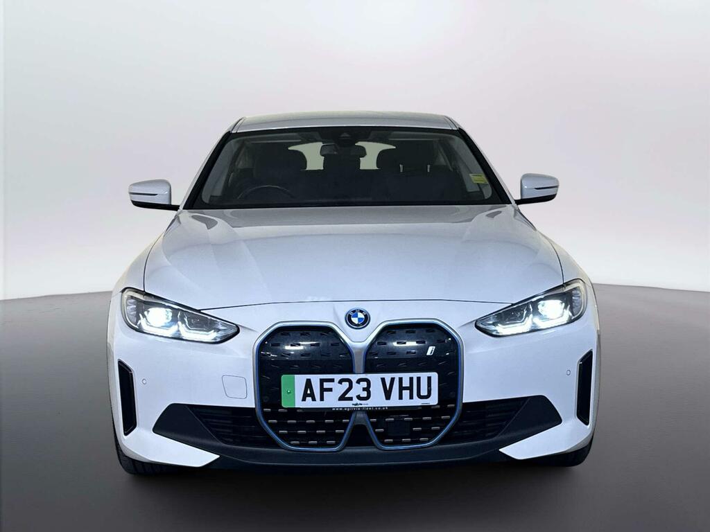 BMW i4 40 83.9Kwh Sport Gran Coupe Edri White #3