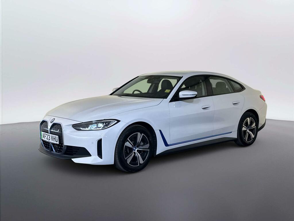 BMW i4 40 83.9Kwh Sport Gran Coupe Edri White #4