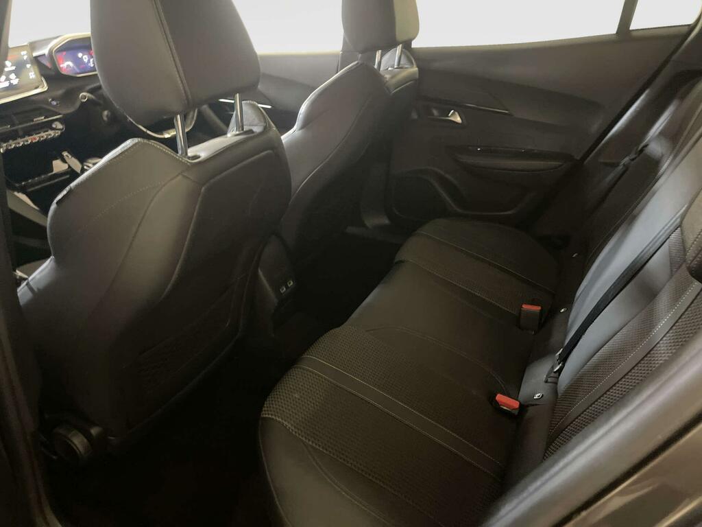 Peugeot 2008 1.2 Puretech 130 Allure Black #12