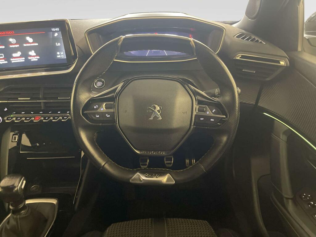 Peugeot 2008 1.2 Puretech 130 Allure Black #14
