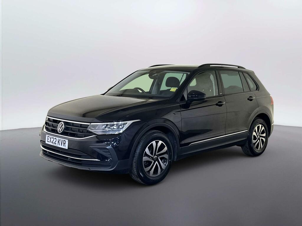 Volkswagen Tiguan 1.5 Tsi Active Suv Euro 6 Ss Black #4