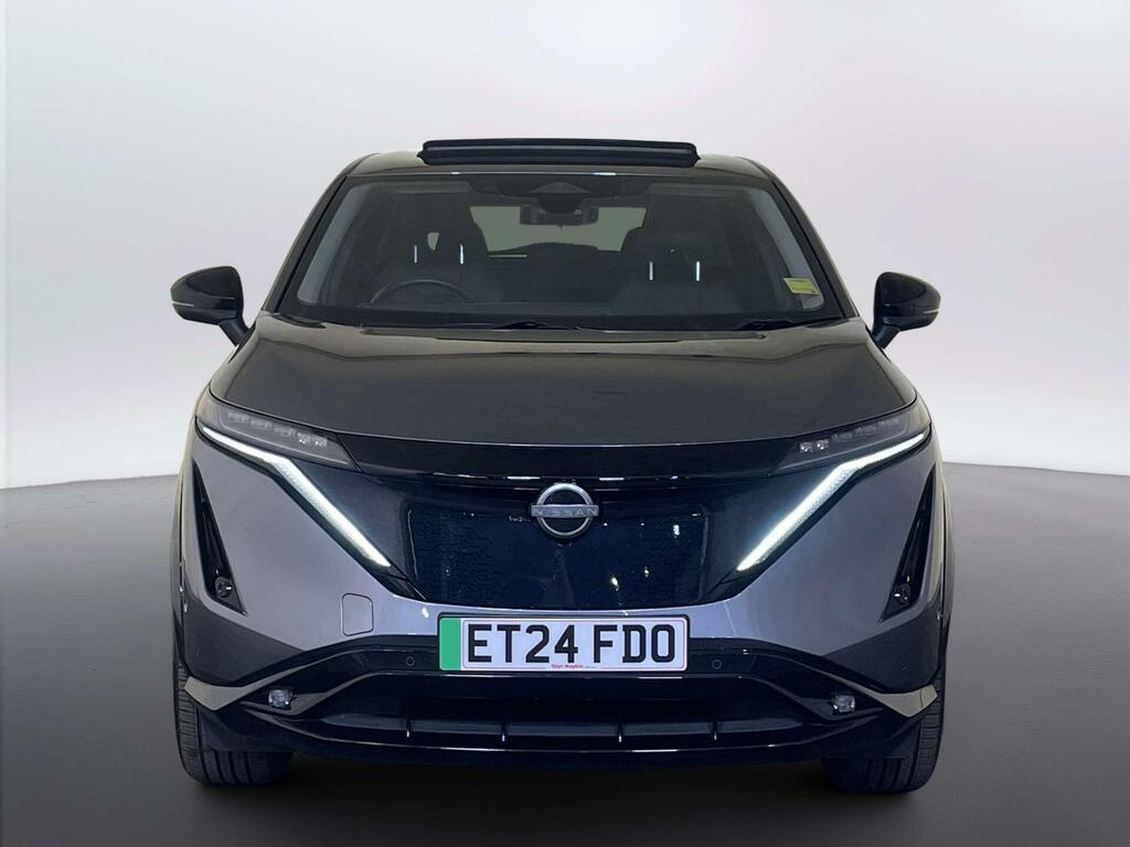Nissan Ariya 87Kwh Evolve Suv 22Kw Charger 2 Grey #3