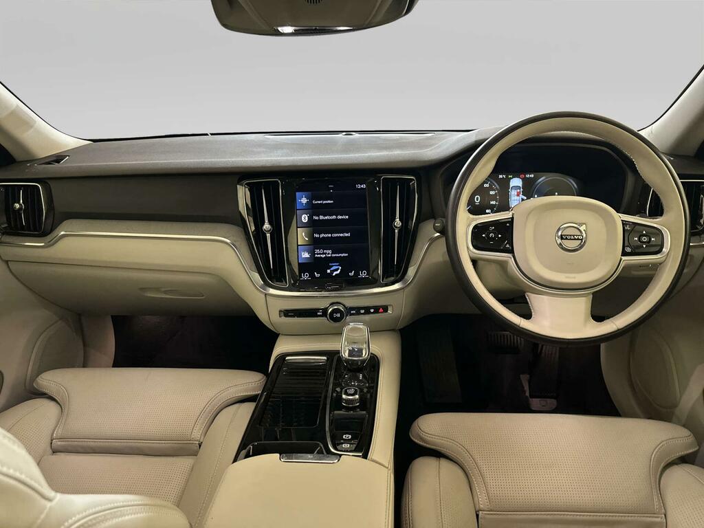 Volvo V60 2.0H T6 Recharge 11.6Kwh Inscription Estate Pe Grey #2