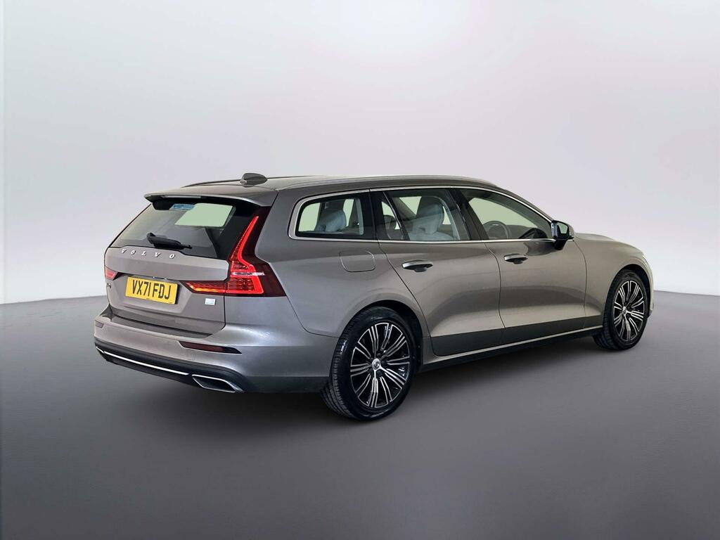 Volvo V60 2.0 B3p Momentum 7 Speed Black #8