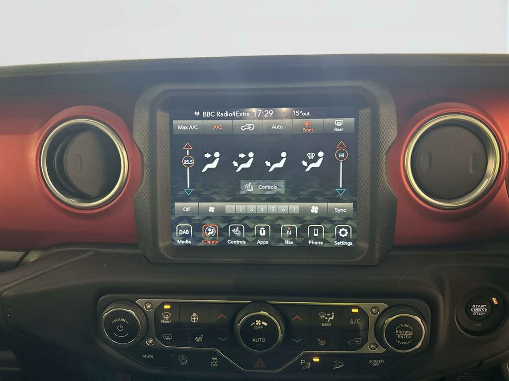 Jeep Wrangler 2.0 Gme Overland White #21