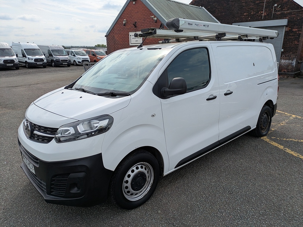 Vauxhall Vivaro Turbo D 2900 Edition MF20HCY White #3