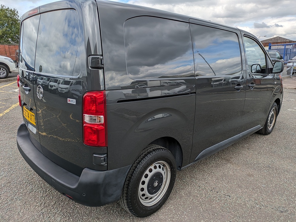 Vauxhall Vivaro 2.0 Turbo D 145 Pro H1 Van Silver #7