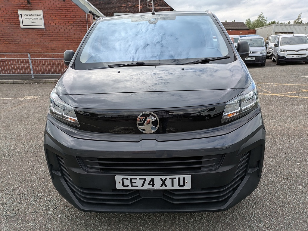 Vauxhall Vivaro Turbo D Prime Grey #2