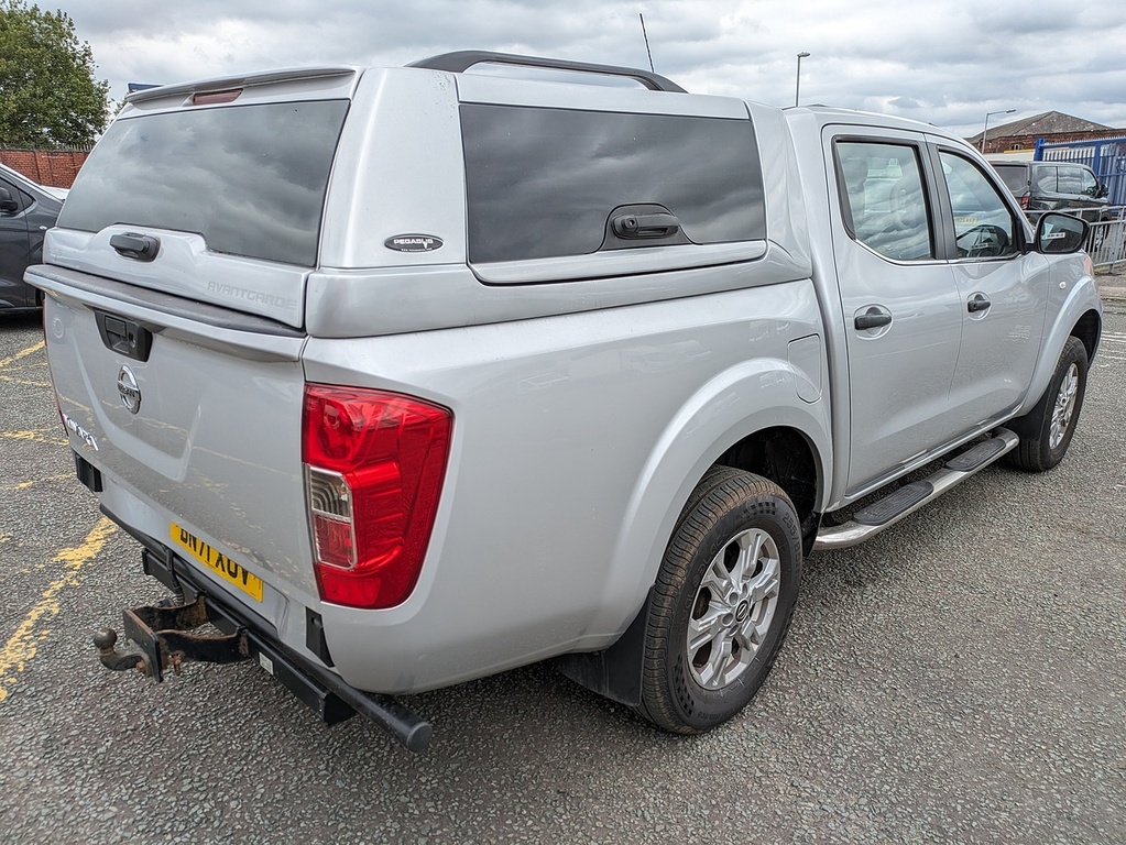 Nissan Navara Dci Acenta Silver #6