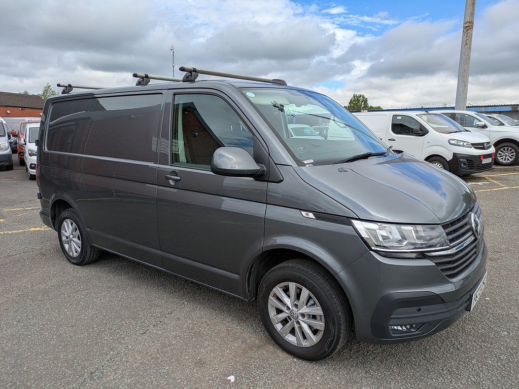 Volkswagen Transporter Tdi T28 Highline Grey