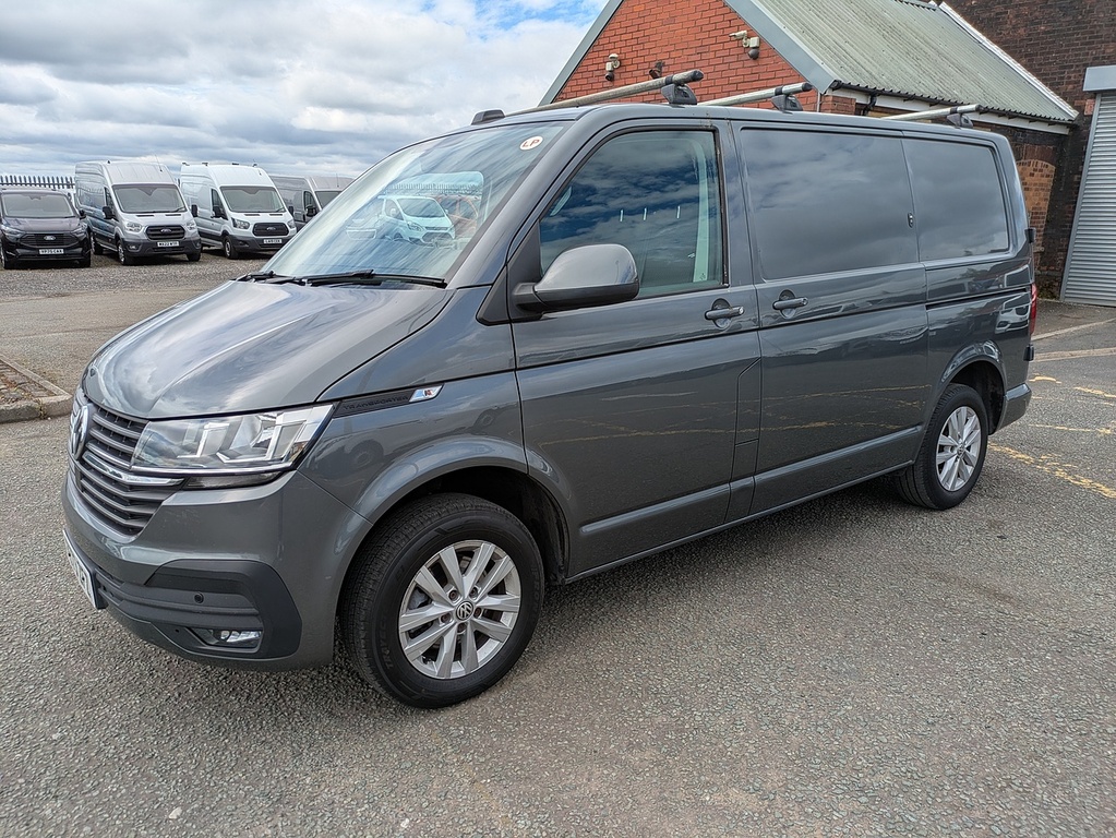 Volkswagen Transporter Tdi T28 Highline Grey #3