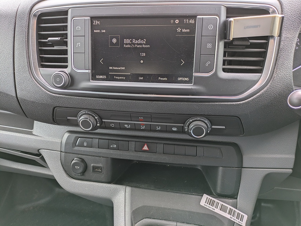 Vauxhall Vivaro Turbo D 2900 Dynamic White #5