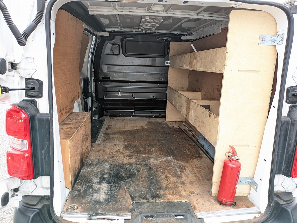 Vauxhall Vivaro Turbo D 2900 Dynamic White #3