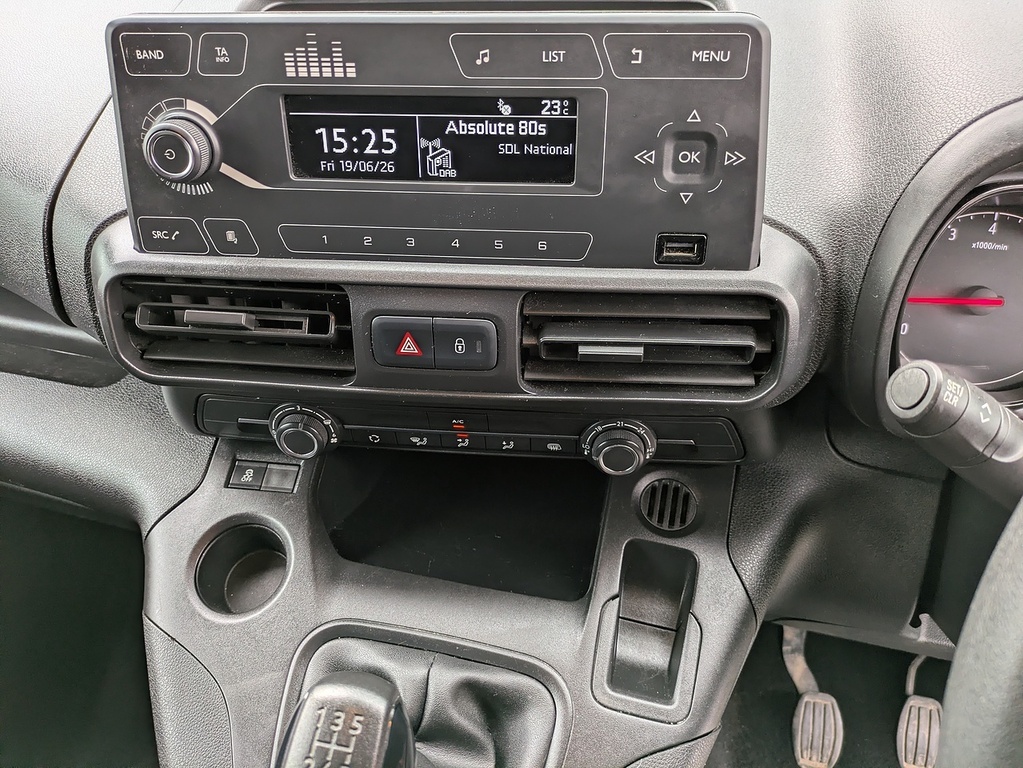 Vauxhall Combo 1.6 Turbo D 2300 Edition L1 H1 Euro 6 Ss White #9