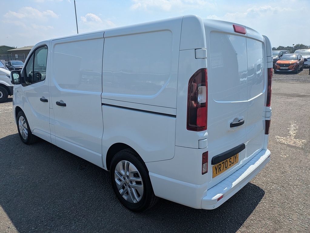 Renault Trafic Dci Energy 28 Sport Nav White #5