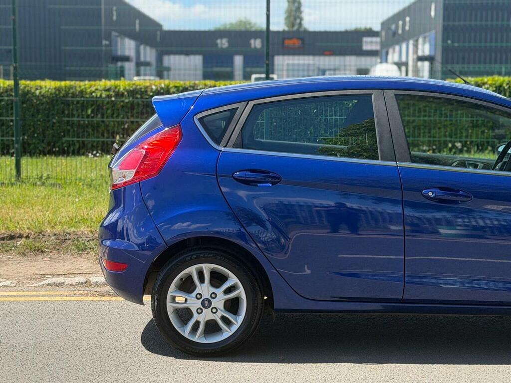 Ford Fiesta Hatchback 1.25 Zetec Euro 5 201464 MA64HHW Blue #6