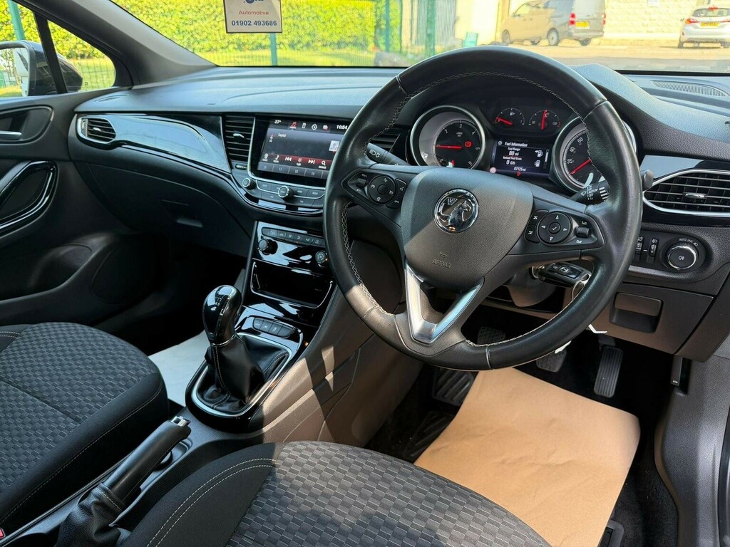 Vauxhall Astra Hatchback 1.6 Cdti Ecotec Blueinjection Sri VX Lin SH67NJF Black #2