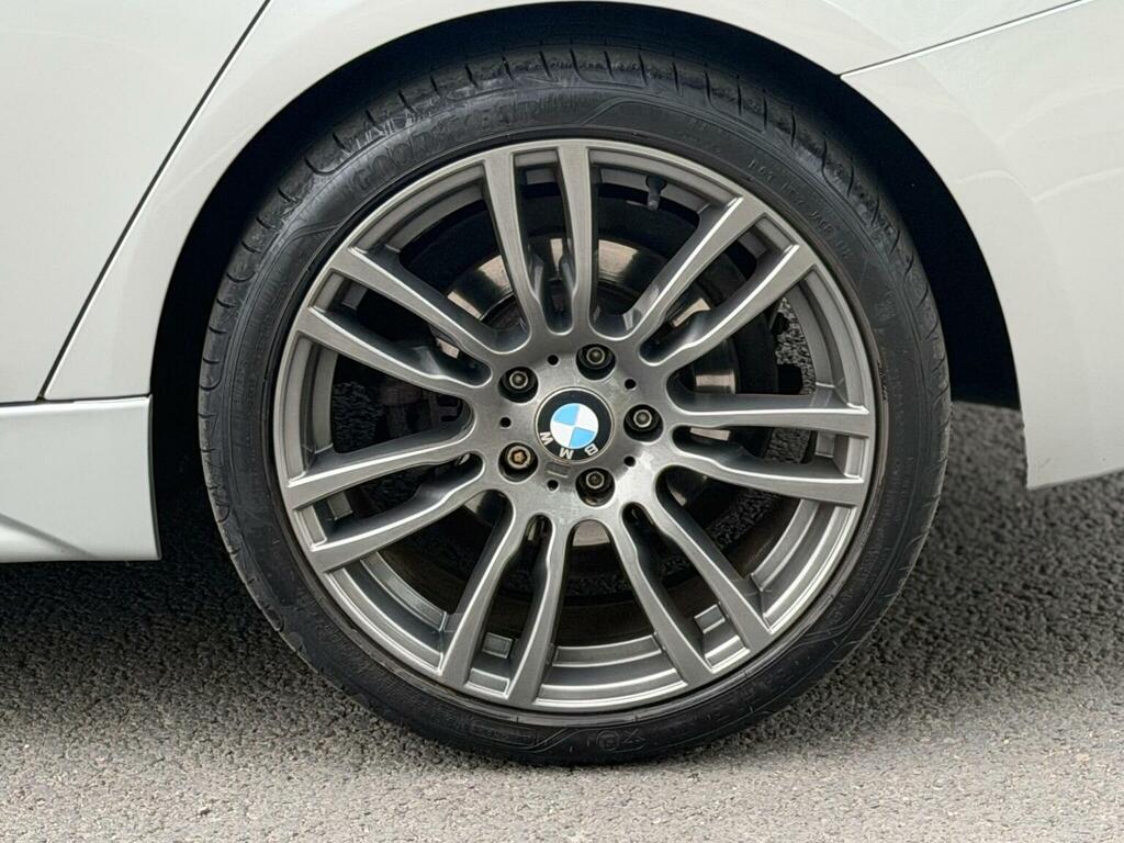 BMW 3 Series Saloon 2.0 320D Modern Saloon 2012 White #49