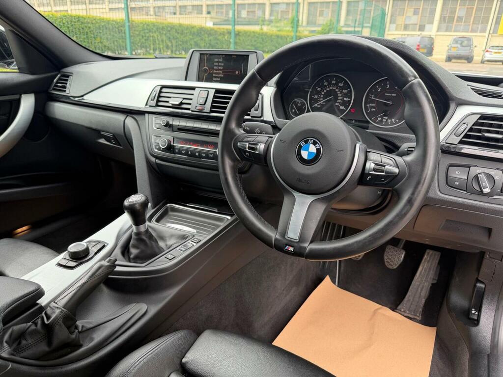BMW 3 Series Saloon 2.0 320D Modern Saloon 2012 White #2