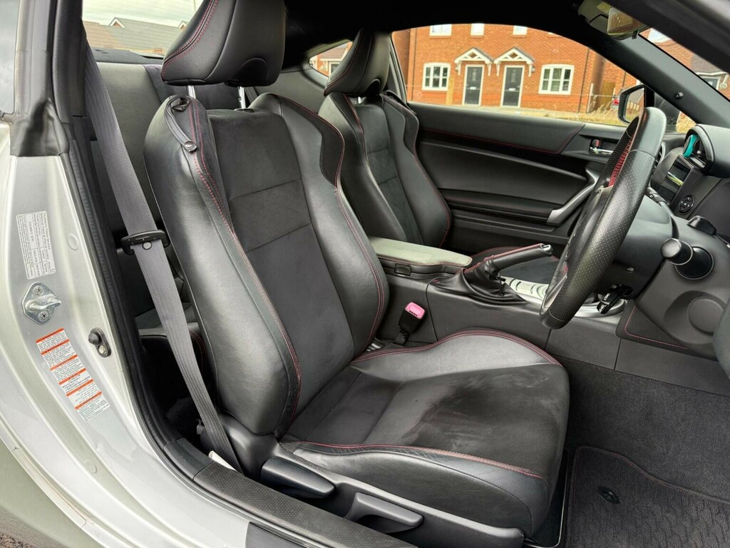 Toyota GT86 Coupe Black #15