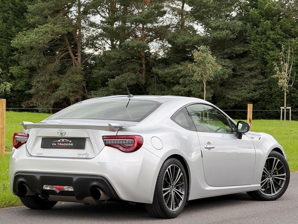 Toyota GT86 Coupe Black #9