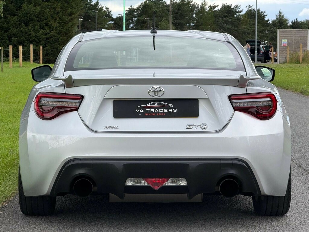 Toyota GT86 Coupe Black #10