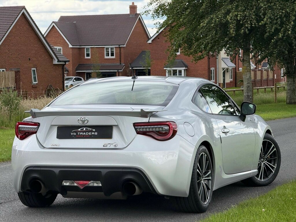 Toyota GT86 Coupe Black #12