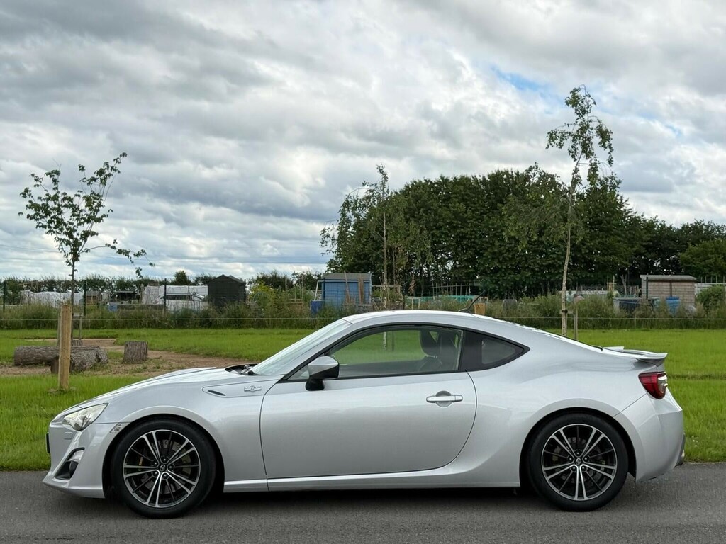 Toyota GT86 Coupe Black #8