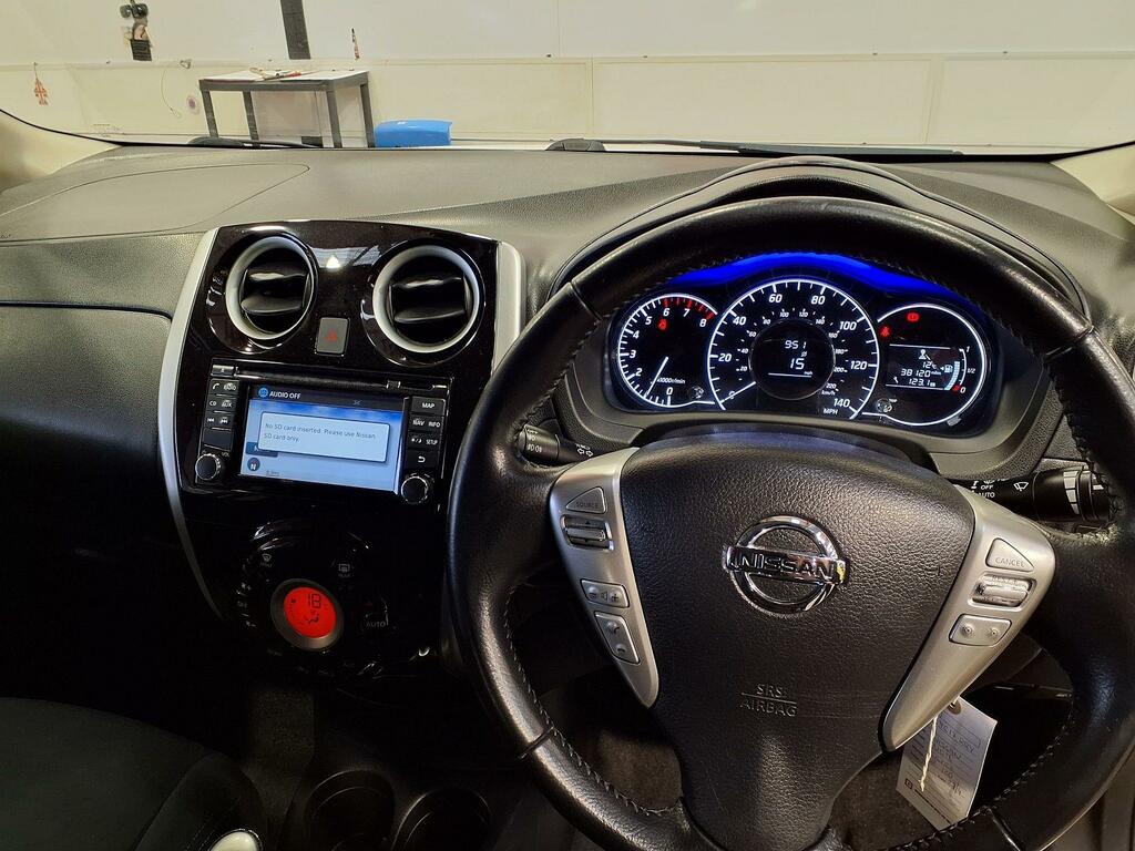 Nissan Note Acenta Premium 1.2 White #5