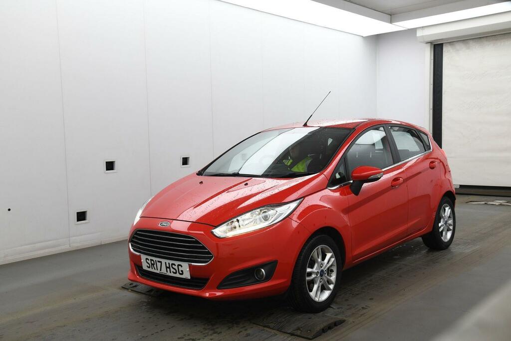 Ford Fiesta 1.25 82 Zetec 5Dr- Sat Nav Black #4