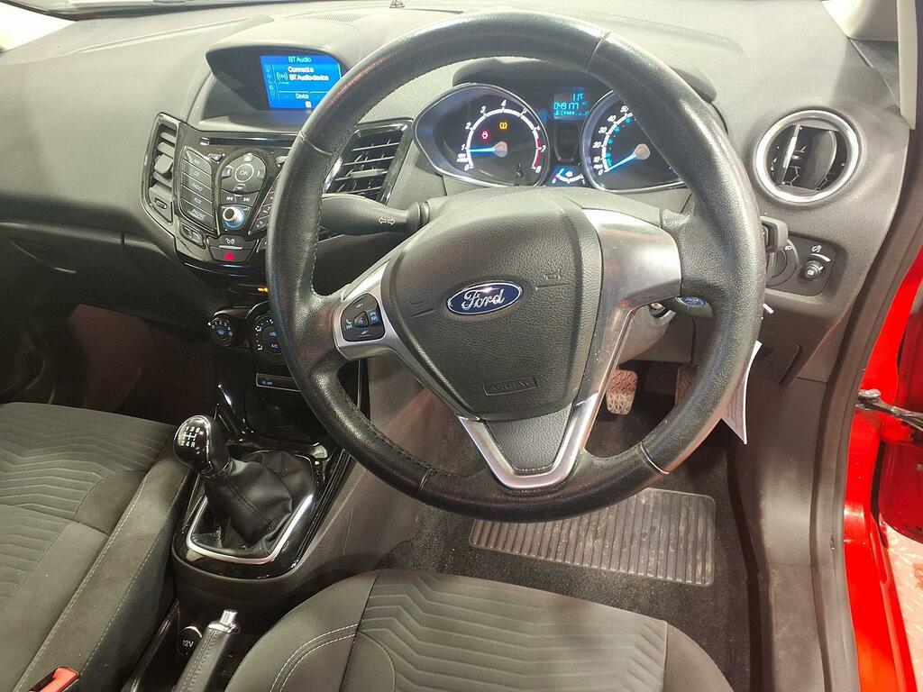Ford Fiesta 1.25 82 Zetec 5Dr- Sat Nav Black #6