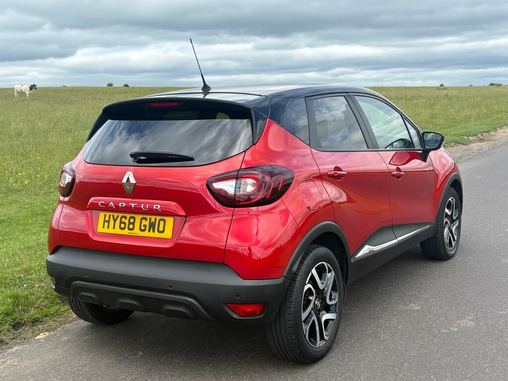 Renault Captur 1.5 Dci 90 Signature S Nav Edc White #13