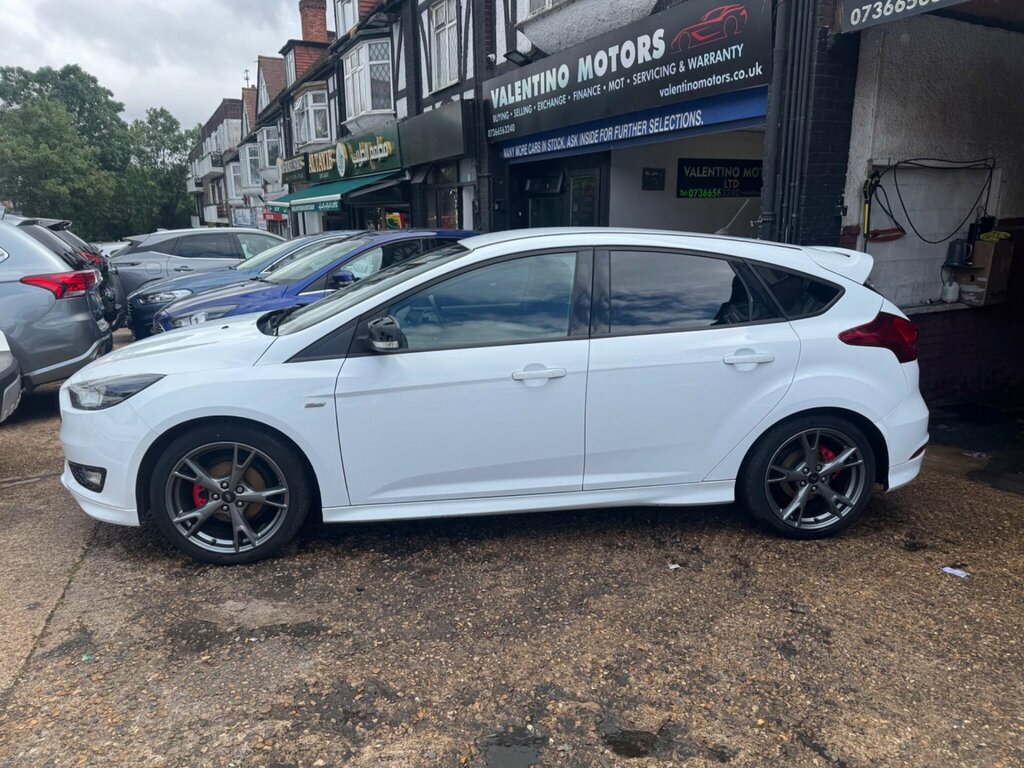 Ford Focus 1.0T Ecoboost St-line X Euro 6 Ss MJ18LXZ White #6