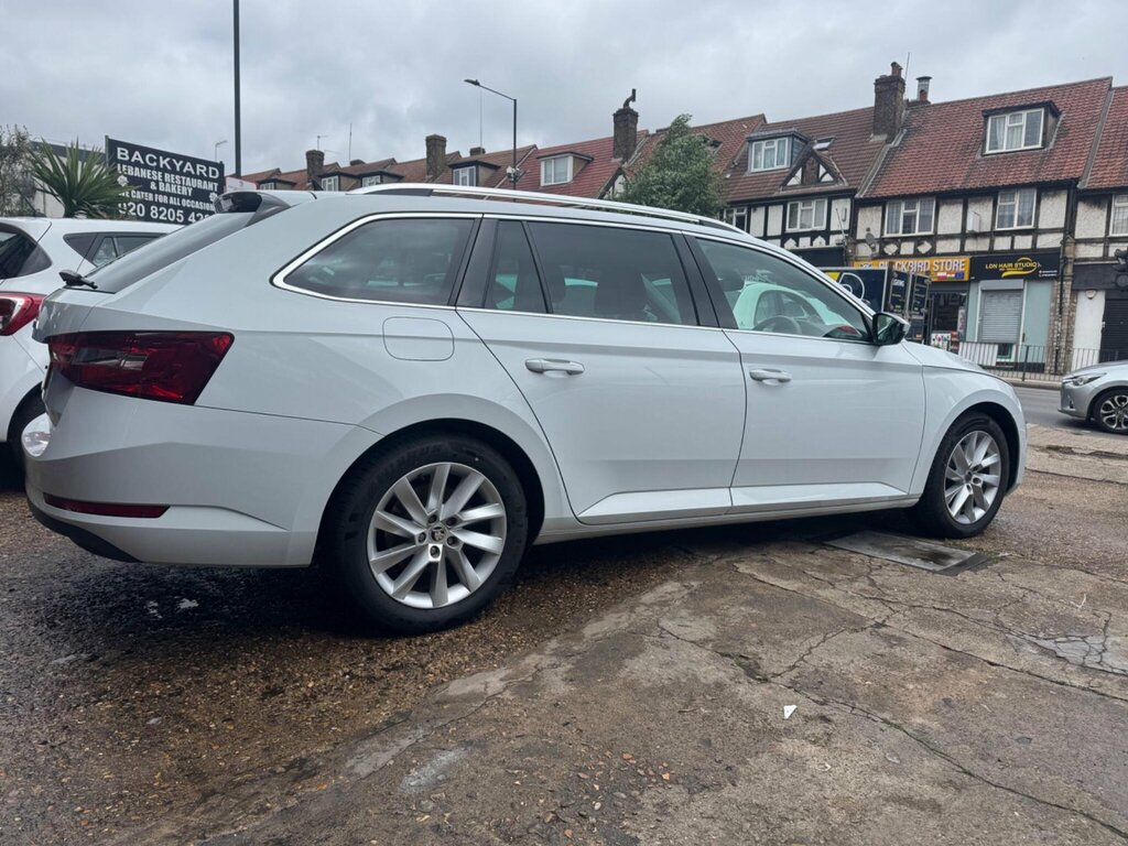 Skoda Superb 2.0 Tdi Se Technology Dsg Euro 6 Ss OY22VHX White #6